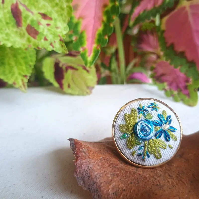 Anillo Flora Azul y Celeste en Tono Dorado - Imagen 2
