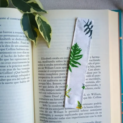 Marcapáginas Magnético de Tela Floral 12